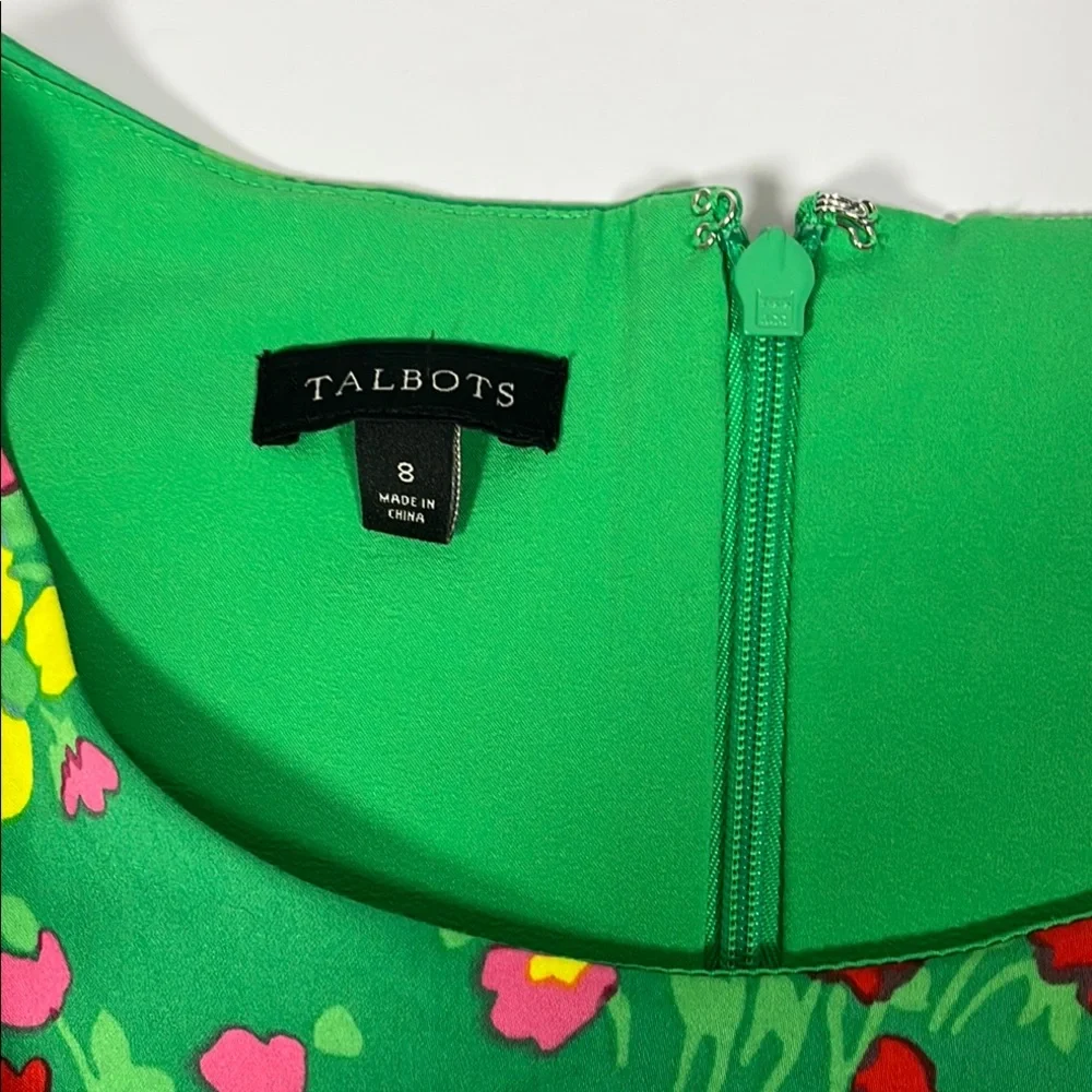 Talbots Women’s Vibrant Floral Green Sundress Scope Neck Ruffle Hem Lined Sz 8 - Picture 4 of 7